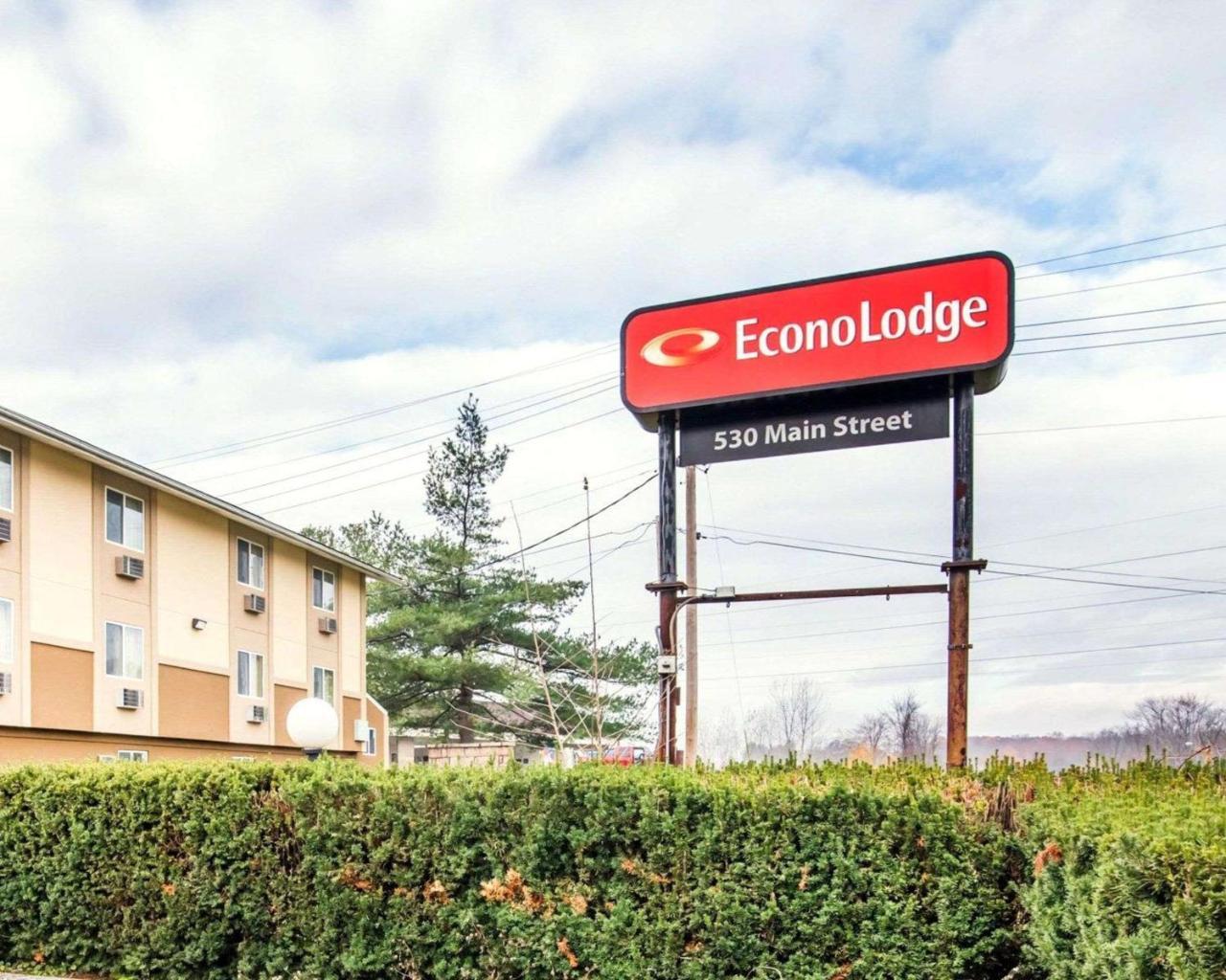 Econo Lodge New Paltz Exterior photo